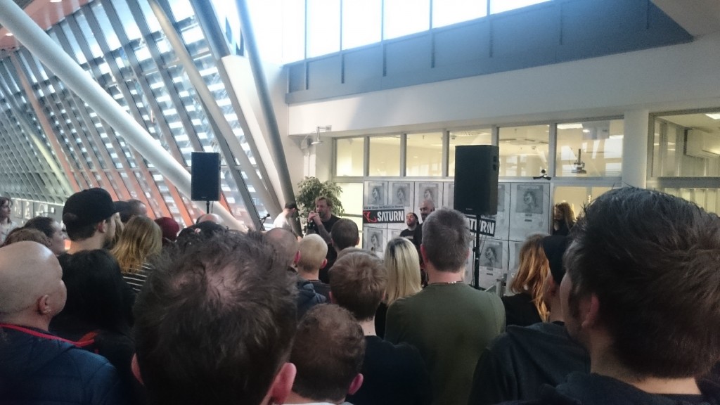 massendefekt_saturn_live_set